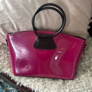 *Beijo* Magenta Patent Handbag